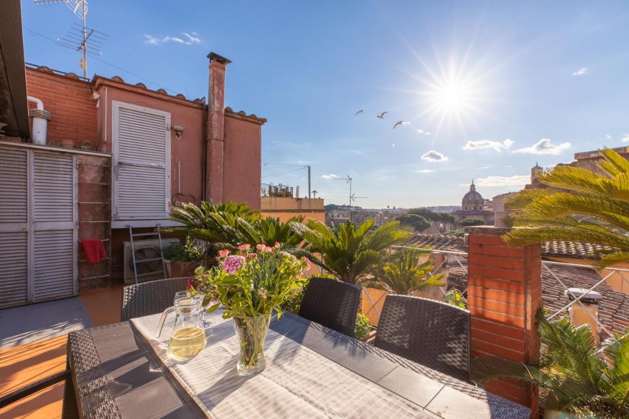 Iflat Incredible View Of The Roman Forum Exterior foto